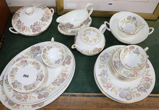 A Wedgwood Litchfield dinner and tea approx. service 50 piece